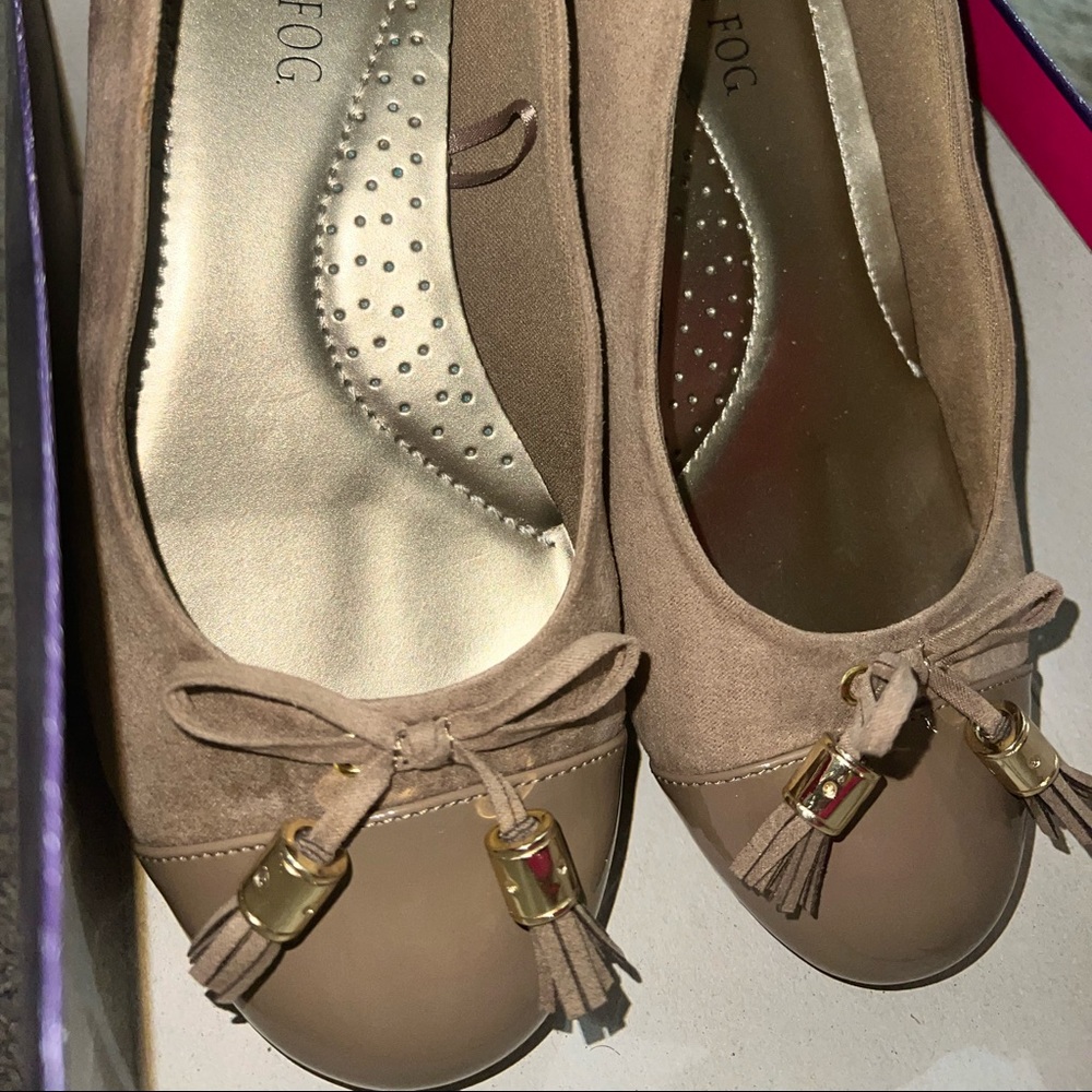 London Fog Padded Nude Flats with Tassels